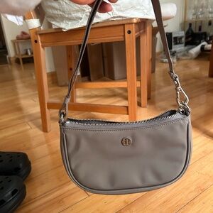 lululemon city essentials mini shoulder bag